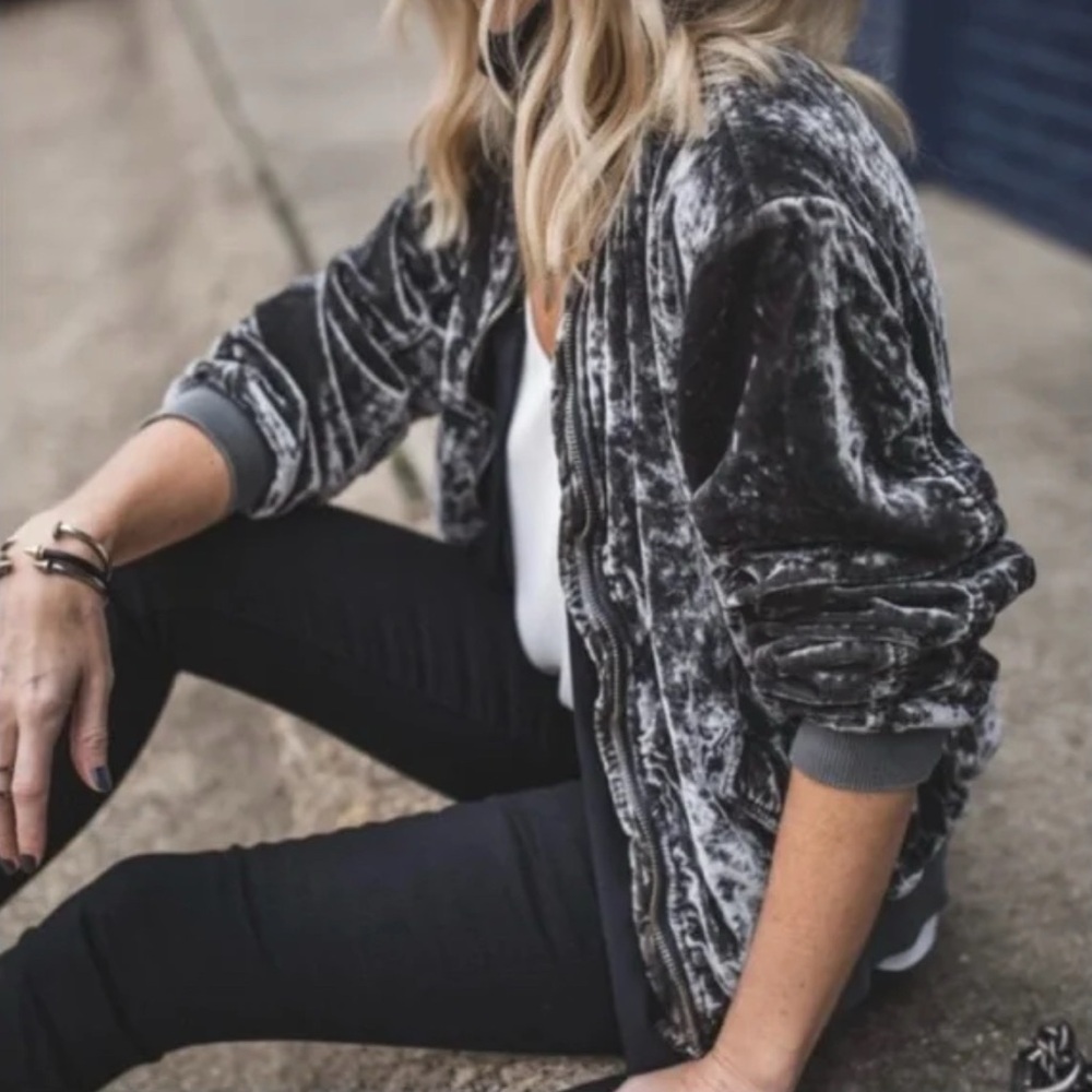 Charlotte Russe Plus Size Gray Jacket